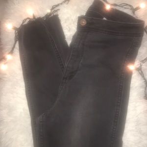 H&M high waisted jeans.